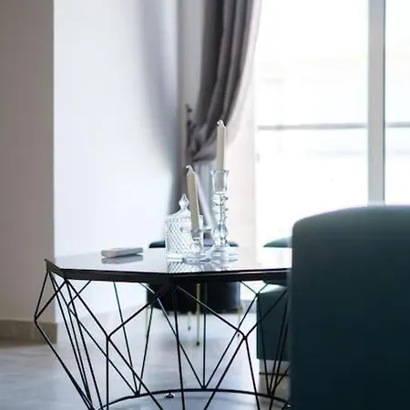 Royal Luxury Homes - 8